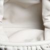 Bottega Veneta  Pouch handbag/clutch  in white smooth leather - Detail D2 thumbnail
