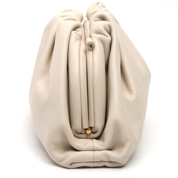 Borsa/pochette Bottega Veneta Pouch in pelle liscia bianca - Detail D5