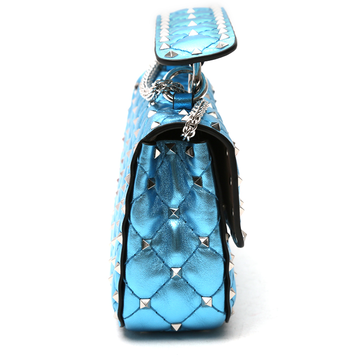 Valentino Garavani Rockstud mini shoulder bag in metallic blue quilted leather - Detail D5