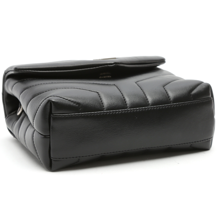 Saint Laurent Toy Loulou shoulder bag in black chevron quilted leather - Detail D4