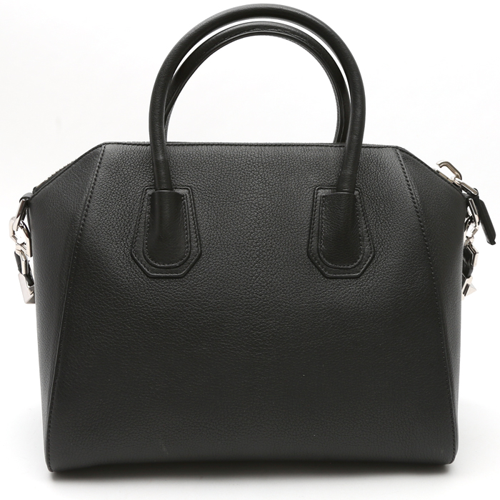 Givenchy  Antigona mini  handbag  in black grained leather - Detail D7