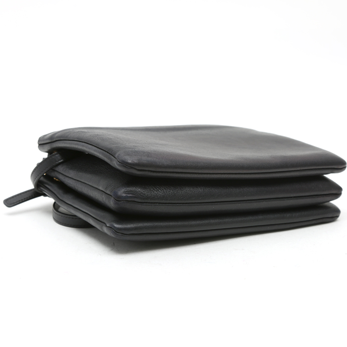 Celine Trio small model shoulder bag in black leather - Detail D4