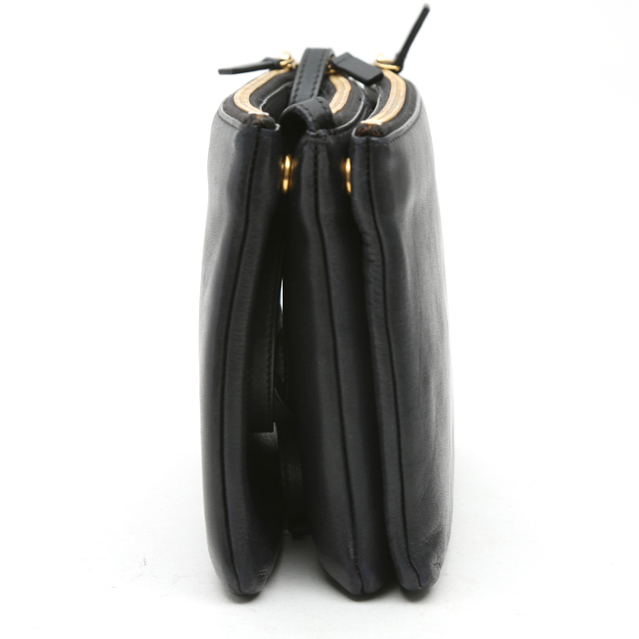 Celine Trio small model shoulder bag in black leather - Detail D5