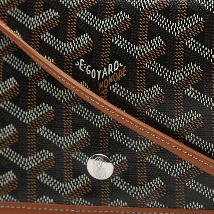 Bolso bandolera Goyard  Plumet en tela Goyardine negra y cuero color oro - Detail D1