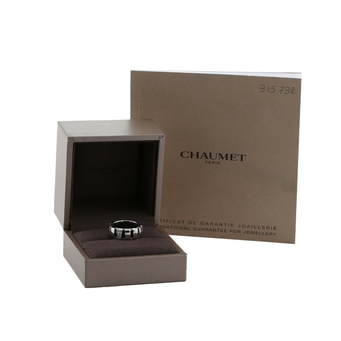 Chaumet Class One medium model ring in white gold, diamond and rubber - Detail D2