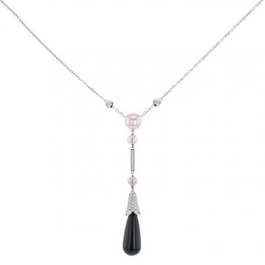Collar Cartier Monica Bellucci de oro blanco, perla cultivada y diamantes