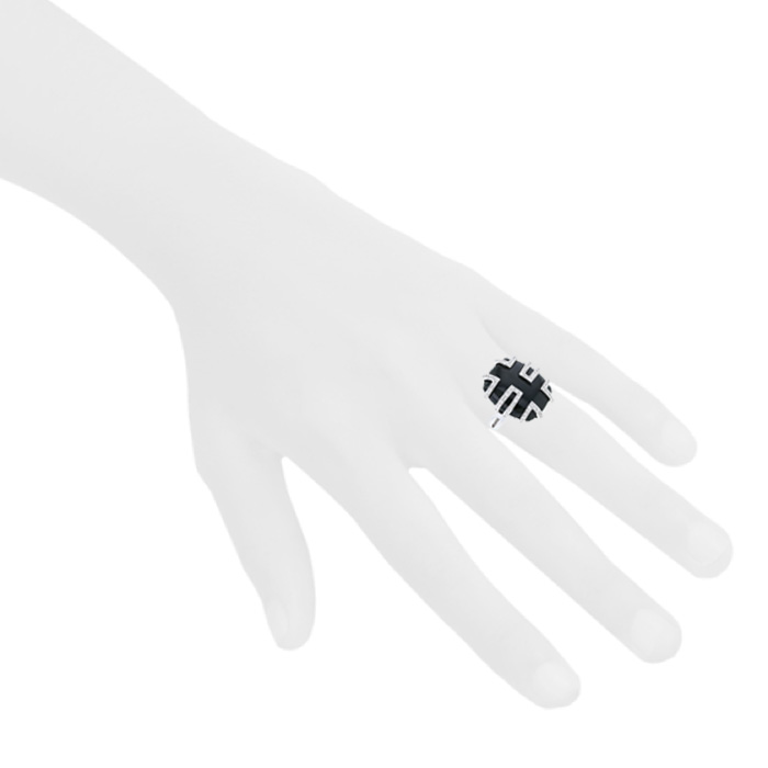 Bague Cartier Le Baiser du Dragon en or blanc, jade noir et diamants - Detail D1