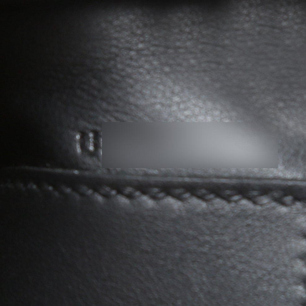 Bolsito de mano Hermès  Kelly - Clutch en cuero swift negro - Detail D4