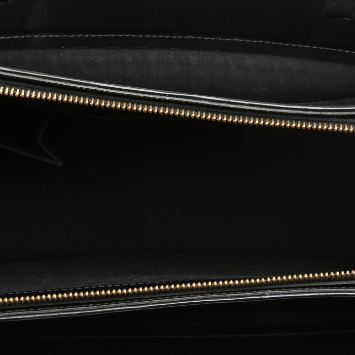 Louis Vuitton  Croisette handbag  in black epi leather - Detail D2