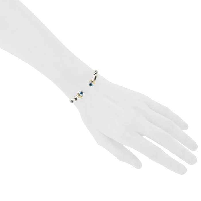 David Yurman Cable Classique bangle in silver, 14 carats yellow gold and topaz - Detail D1