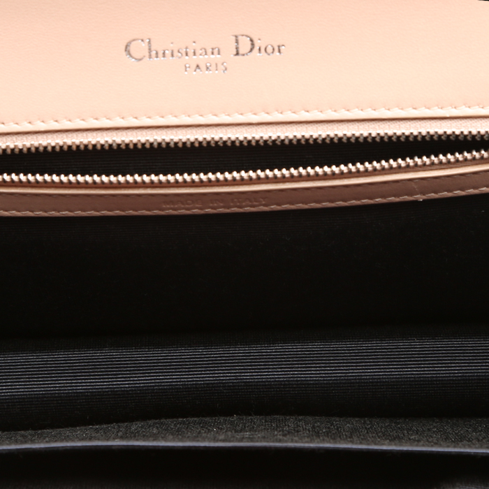Bolso bandolera Dior  Diorama en cuero beige - Detail D3