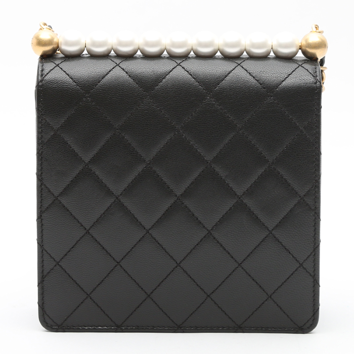 Borsa a tracolla Chanel   in pelle trapuntata nera - Detail D7