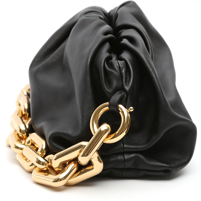 Bottega Veneta Pouch handbag in black leather - Detail D6