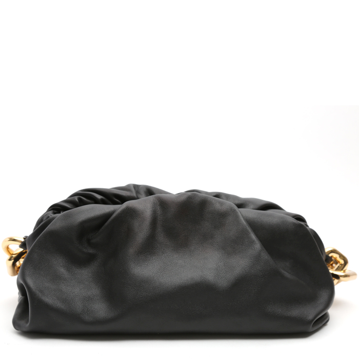 Bottega Veneta Pouch handbag in black leather - Detail D7