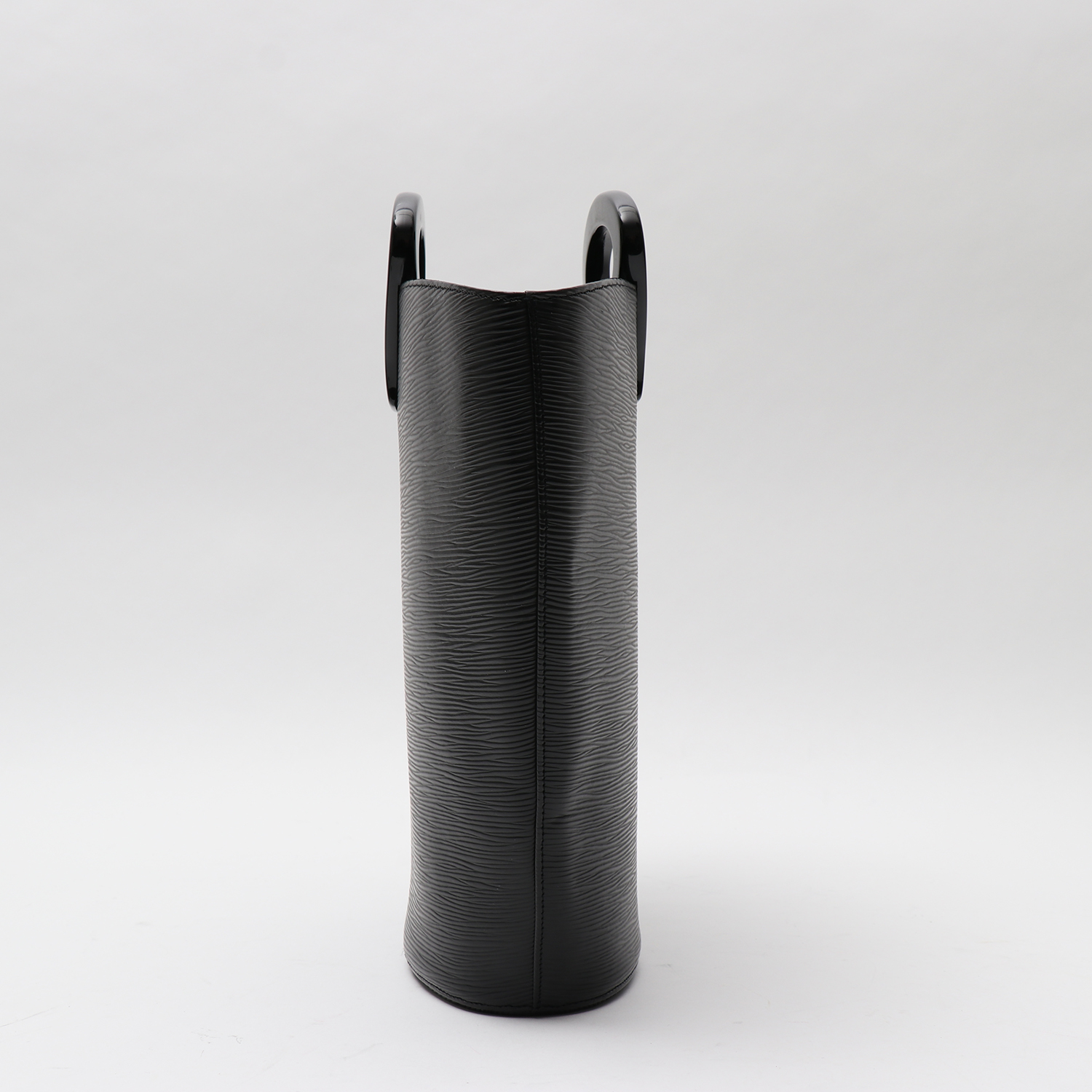 Sac à main Louis Vuitton  Noctambule en cuir épi noir - Detail D6