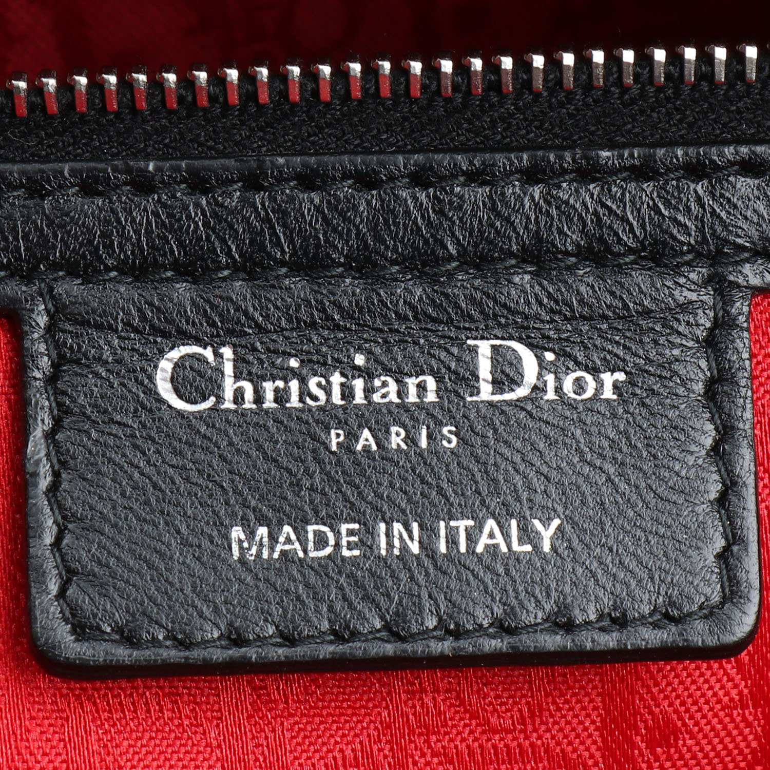 Sac à main Dior  Lady Dior en cuir cannage noir - Detail D3