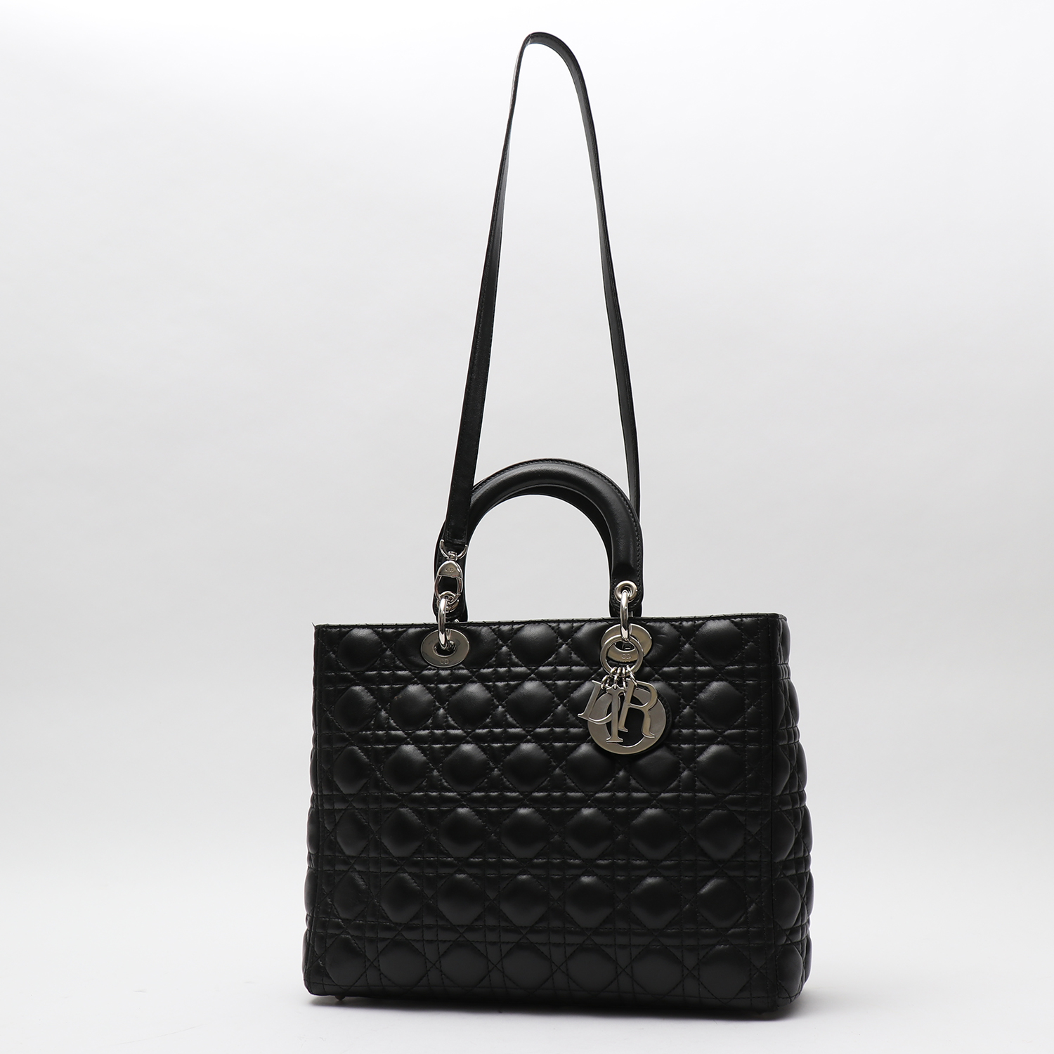 Dior  Lady Dior handbag  in black leather cannage - Detail D8