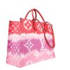Shopping bag Louis Vuitton Onthego modello grande in tela monogram bicolore rossa e rosa - Detail D6 thumbnail
