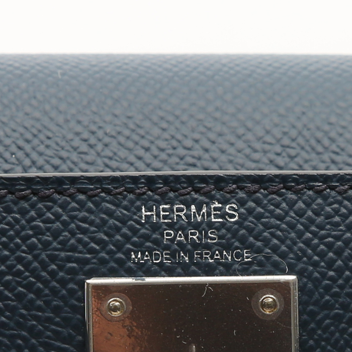 Sac à main Hermès  Kelly 28 cm en cuir epsom Bleu de Prusse - Detail D2