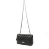 Chanel  Chanel 2.55 shoulder bag  in black quilted leather - Detail D8 thumbnail