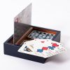 Hermès, boite de cartes à jouer, en cuir bleu, métal, décor émaillé et intérieur bois, signée, des années 1960 - Detail D1 thumbnail