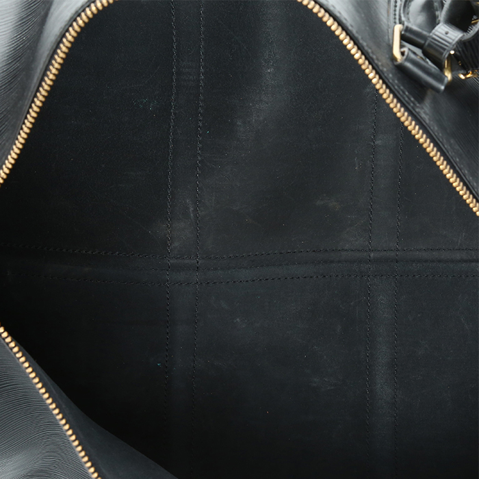Sac de voyage Louis Vuitton  Keepall 50 en cuir épi noir - Detail D8