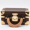 Malle Louis Vuitton  Valisette Tresor en toile monogram marron et cuir naturel - Detail D1 thumbnail