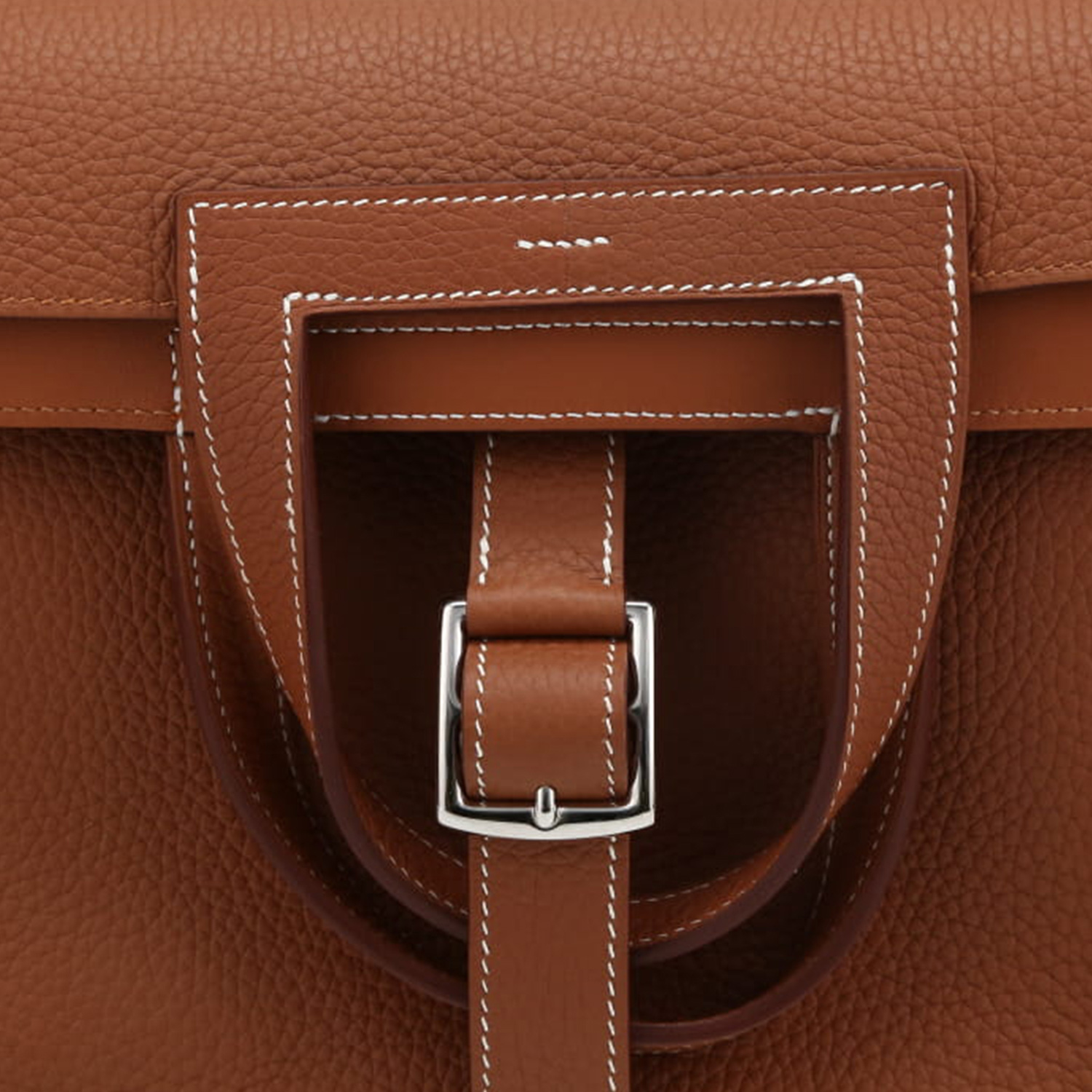 Hermès Halzan shoulder bag in gold togo leather - Detail D1