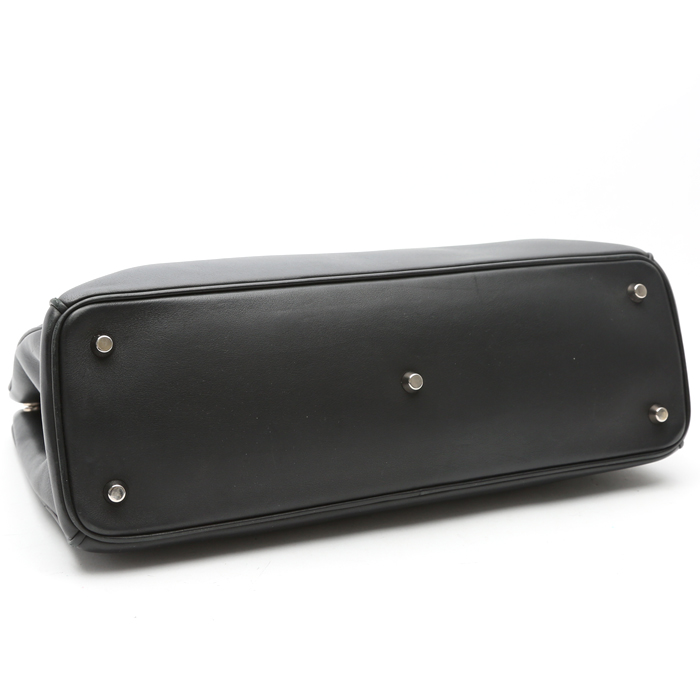 Bolso Cabás Dior  Diorissimo modelo pequeño  en cuero negro y charol azul - Detail D4