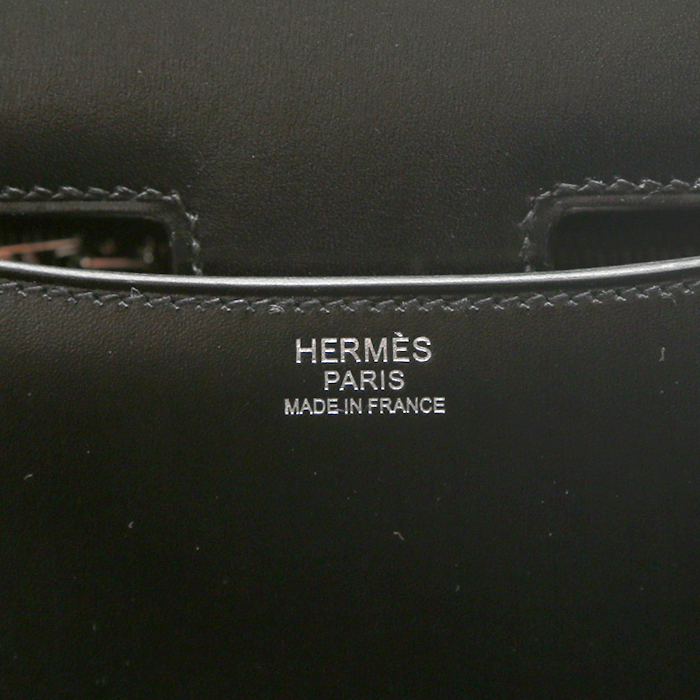 Hermès Constance shoulder bag in black box leather - Detail D3