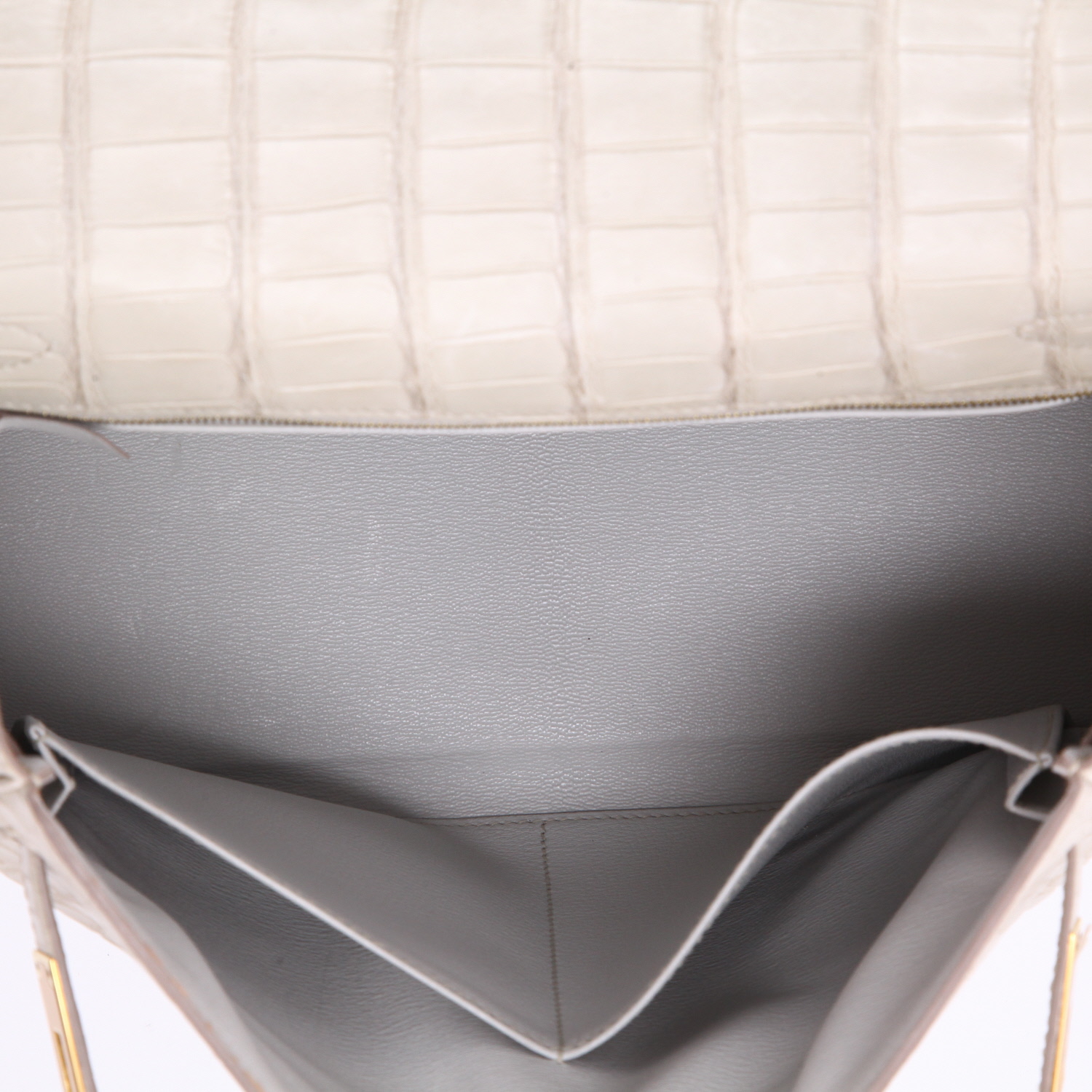 Bolso de mano Hermès  Kelly 32 cm en aligátor Gris-Béton - Detail D8