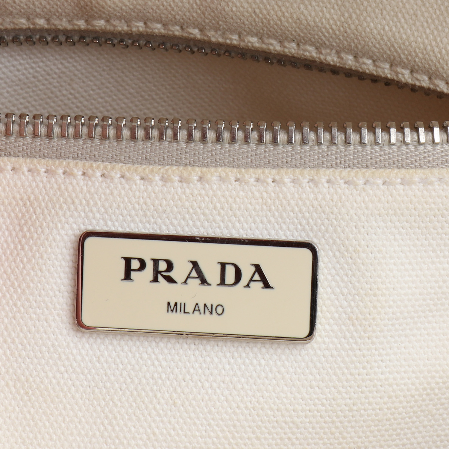 Prada   shopping bag  wicker  and beige canvas - Detail D3
