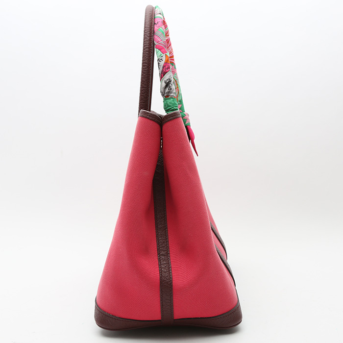 Sac cabas Hermès  Garden Party 36 cm en toile rose et cuir bordeaux - Detail D6