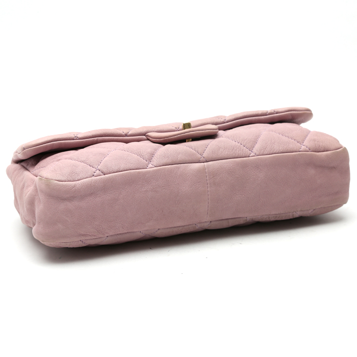 Sac à main Chanel   en cuir matelassé rose-poudre - Detail D4