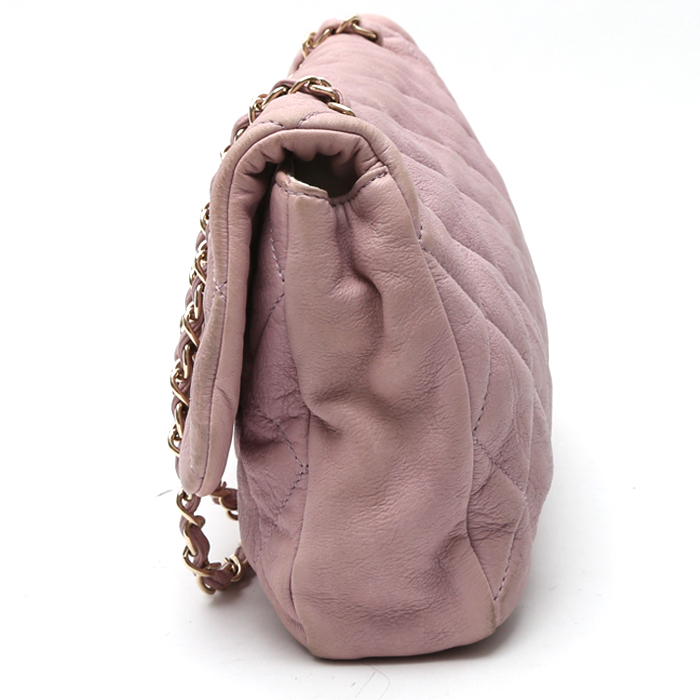 Chanel   handbag  in powder pink quilted leather - Detail D5