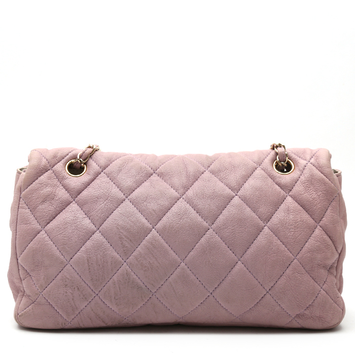 Bolso de mano Chanel   en cuero acolchado color rosa claro - Detail D7