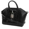Givenchy  Antigona bag worn on the shoulder or carried in the hand  in black leather - 00pp thumbnail