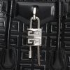 Givenchy  Antigona bag worn on the shoulder or carried in the hand  in black leather - Detail D1 thumbnail