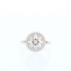 Bague tournant Dior Rose des vents en or blanc, nacre et diamant - 360 thumbnail