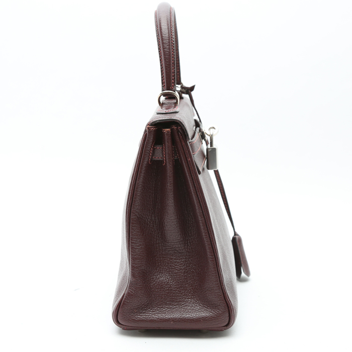 Sac à main Hermès  Kelly 25 cm en chevre bordeaux - Detail D6