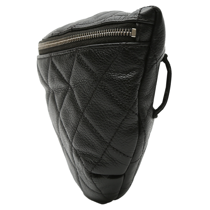 Chanel Pochette ceinture clutch-belt in black quilted grained leather - Detail D5