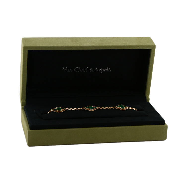 Van Cleef & Arpels Alhambra Vintage bracelet in yellow gold and malachite - Detail D2
