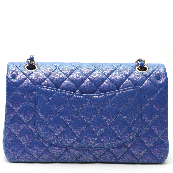 Chanel Timeless Classic handbag in blue quilted grained leather - Detail D7