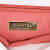 Chanel  19 shoulder bag  in white quilted leather - Detail D9 thumbnail