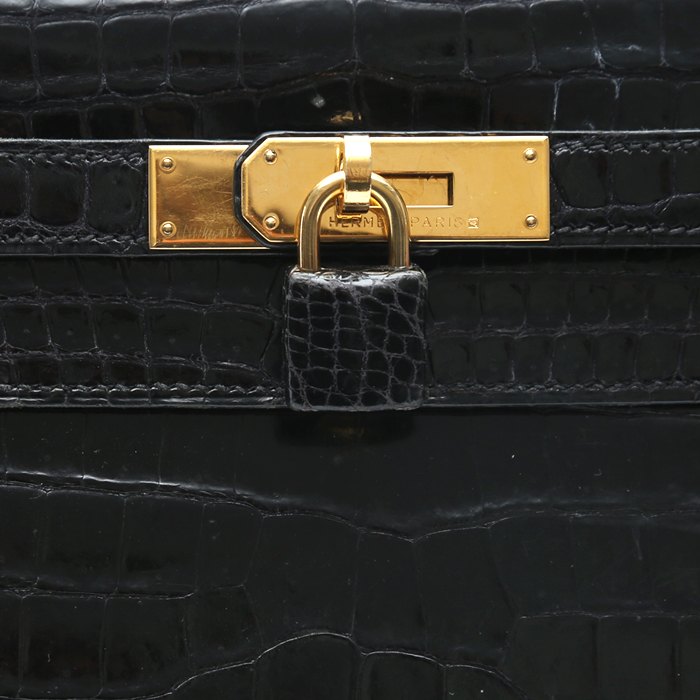 Sac à main Hermès  Kelly 32 cm en crocodile porosus noir - Detail D1