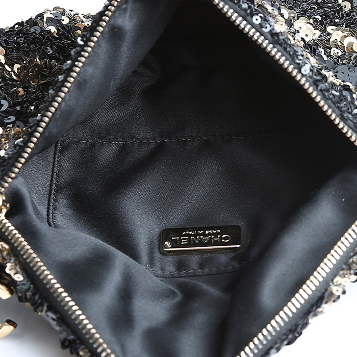 Pochette-ceinture Chanel Pochette ceinture en sequin noir et doré et cuir noir - Detail D2