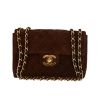 Chanel  Timeless Jumbo shoulder bag  in brown suede - 360 thumbnail