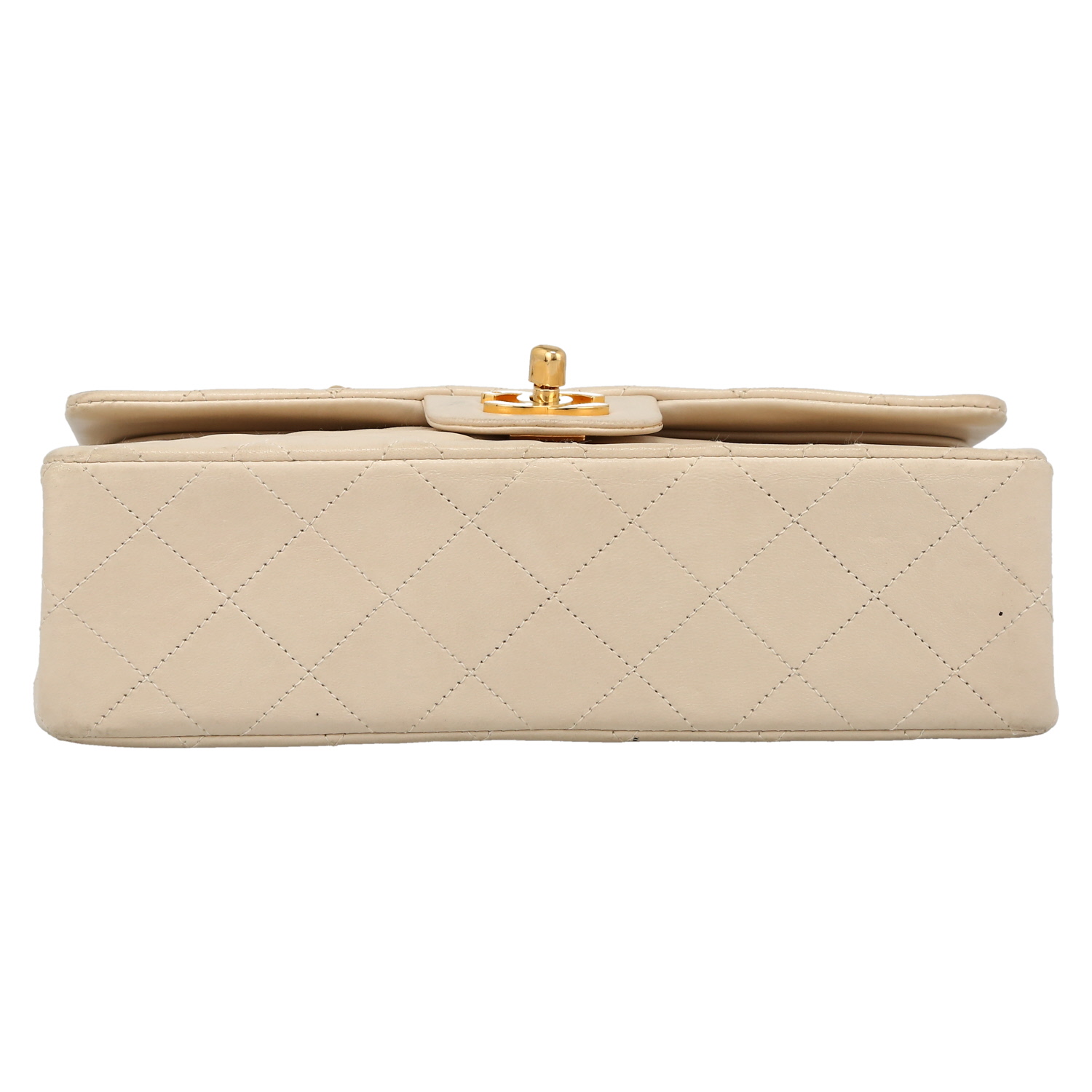 Sac bandoulière Chanel  Timeless Petit en cuir matelassé beige - Detail D4