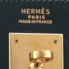 Bolso de mano Hermès  Kelly 32 cm en cuero box verde - Detail D9 thumbnail