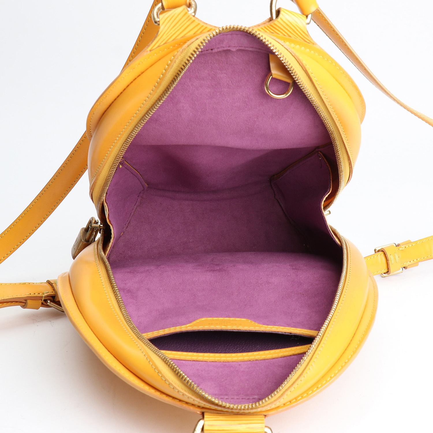 Mochila Louis Vuitton  Mabillon en cuero Epi amarillo - Detail D2